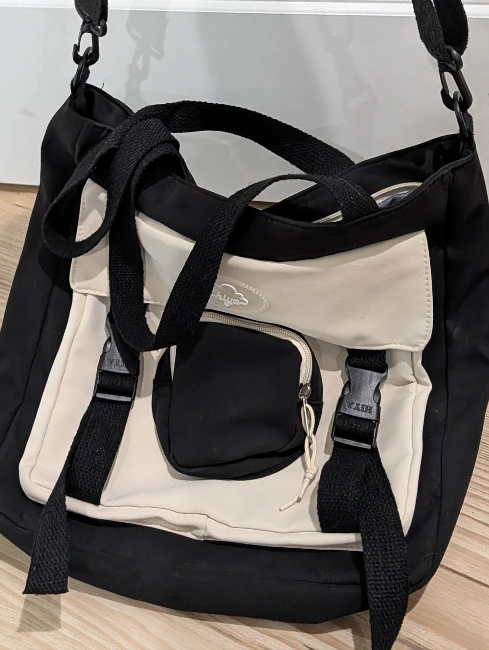 Unbranded Black and Cream Canvas Messenger Bag with Front Pouch